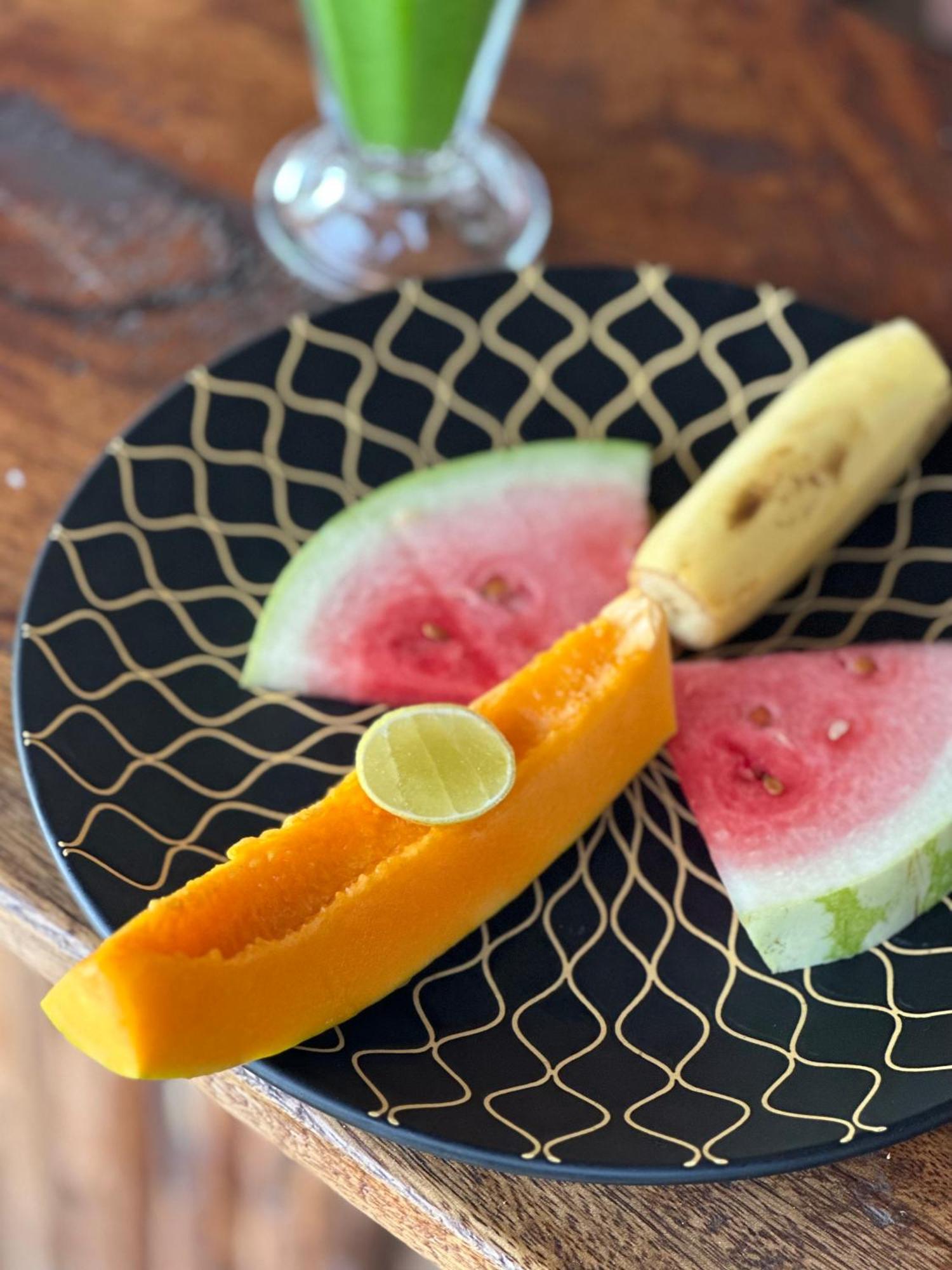 Mlango Paje House II Bed & Breakfast ภายนอก รูปภาพ