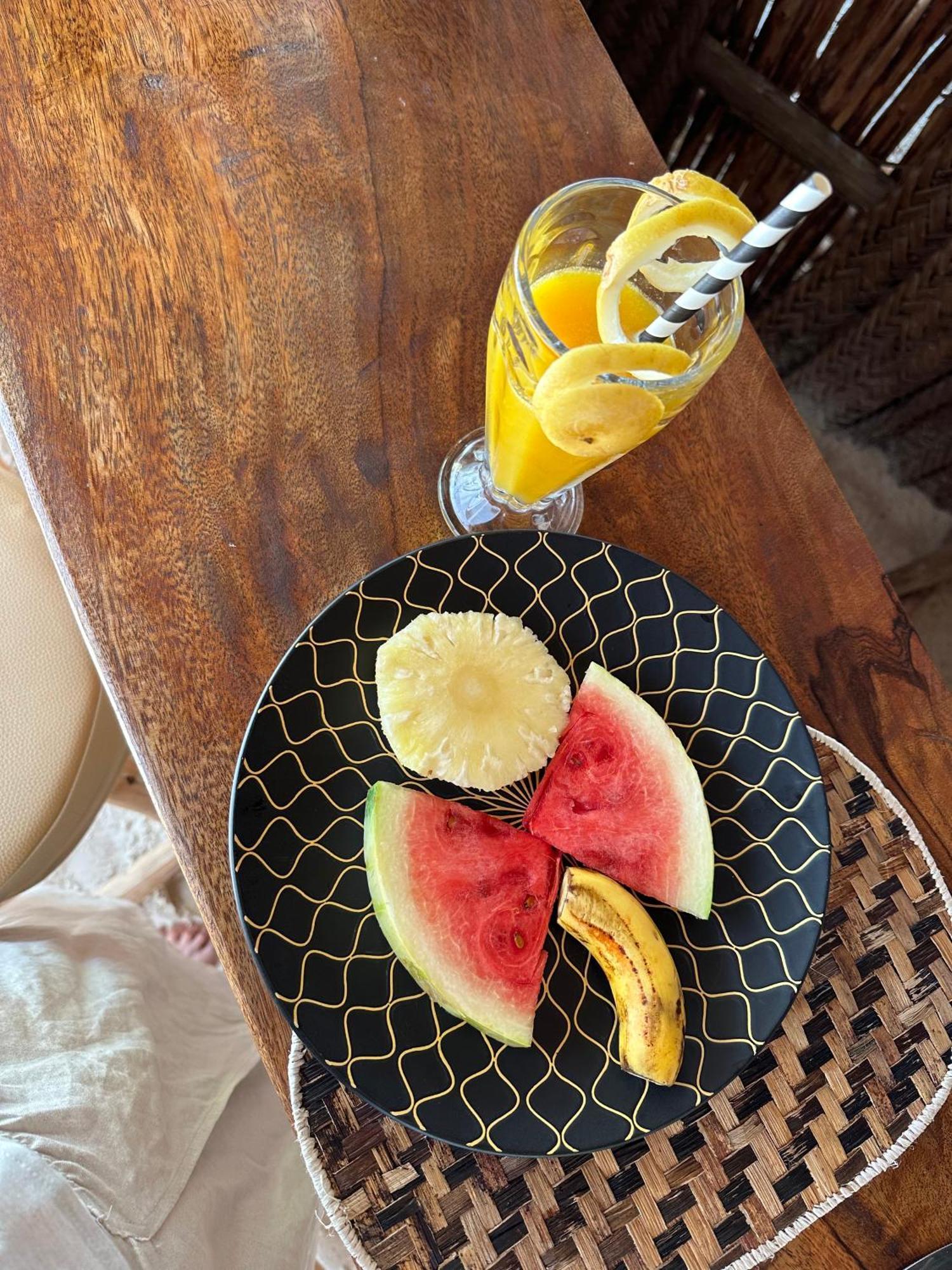 Mlango Paje House II Bed & Breakfast ภายนอก รูปภาพ