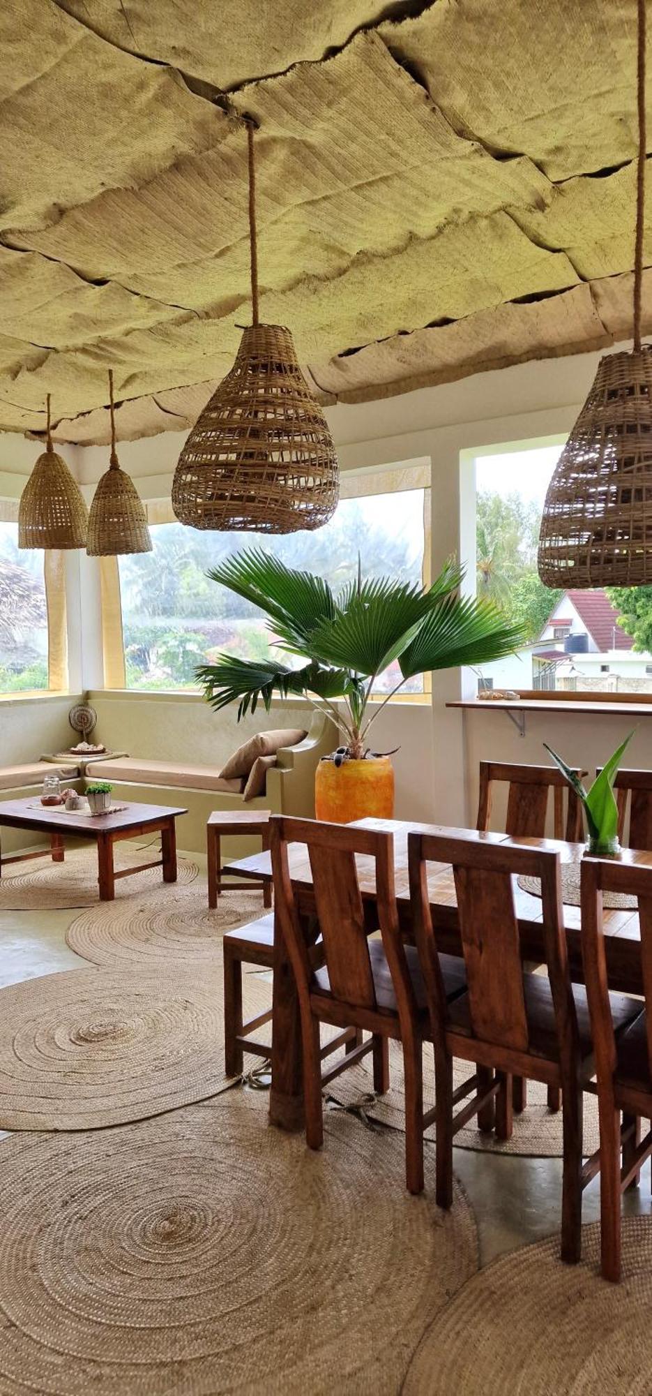 Mlango Paje House II Bed & Breakfast ภายนอก รูปภาพ