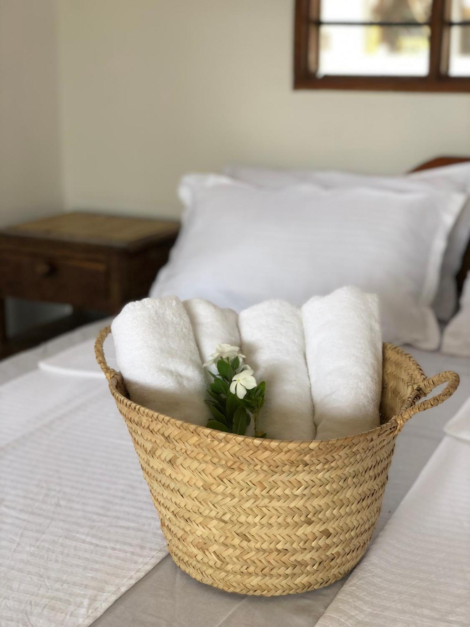 Mlango Paje House II Bed & Breakfast ภายนอก รูปภาพ