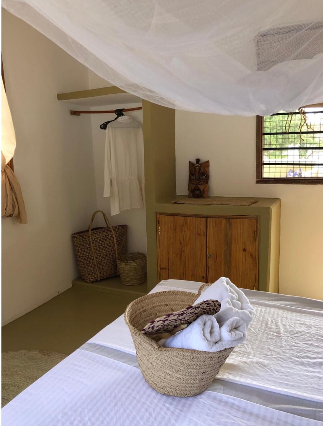Mlango Paje House II Bed & Breakfast ภายนอก รูปภาพ