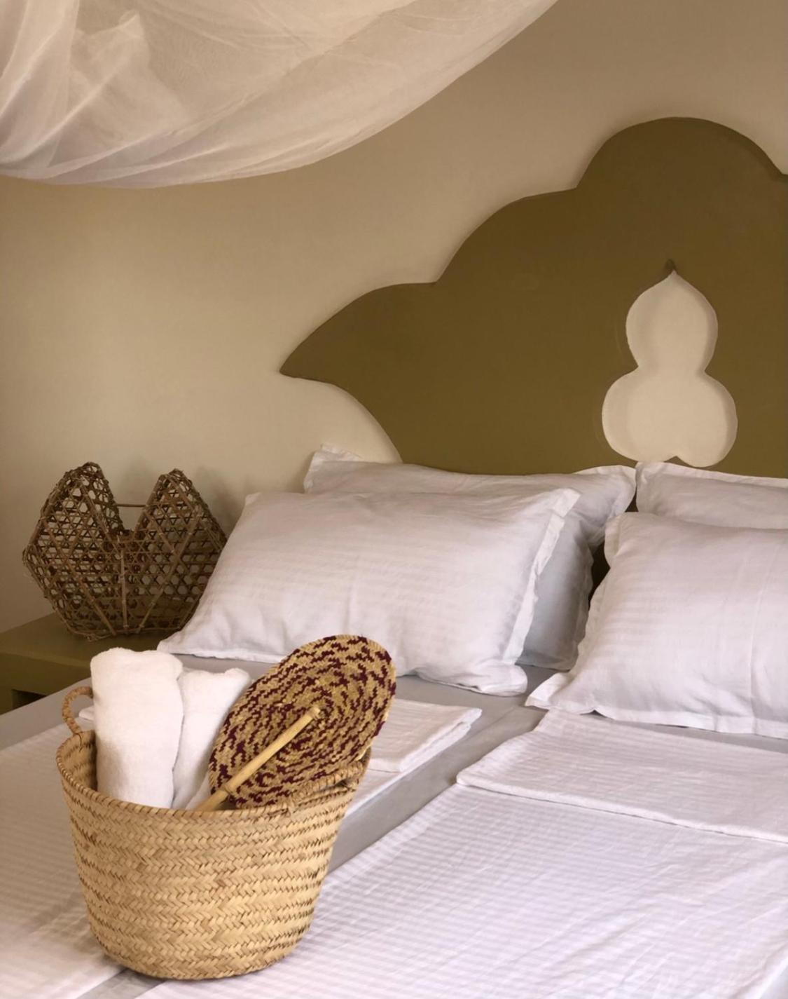 Mlango Paje House II Bed & Breakfast ภายนอก รูปภาพ