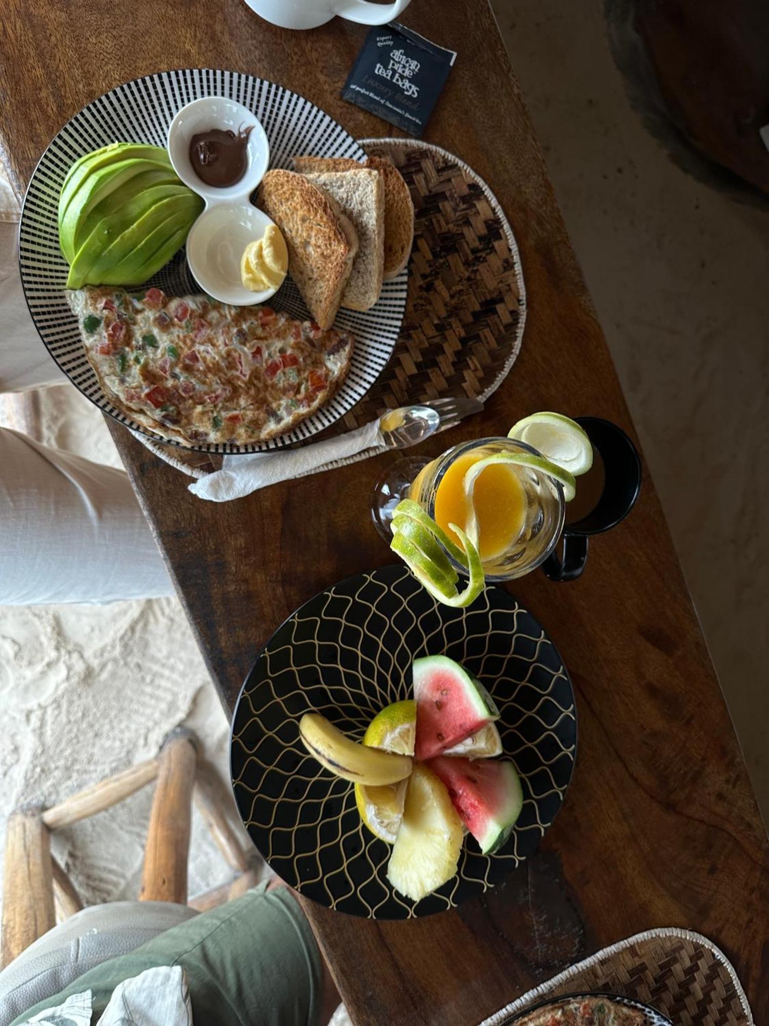 Mlango Paje House II Bed & Breakfast ภายนอก รูปภาพ